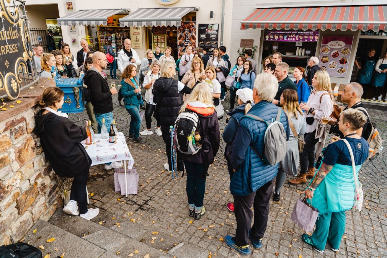 Stadt-Tour mit Wein, Musik und Rüdesheimer Kaffee